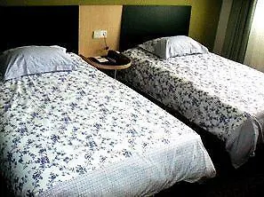 Motel 168 Shanghai Xinzhuang Subway Station South Square Branch